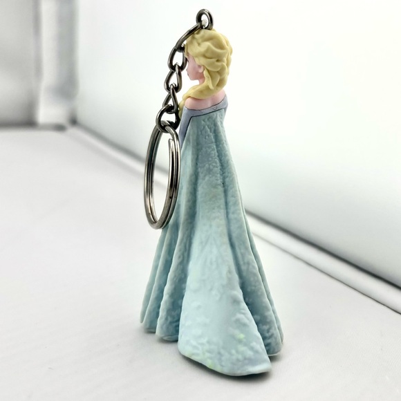 Fandom Keychain Bundle - Disney Frozen Elsa, Harry Potter Slytherin & Castle - Picture 9 of 9